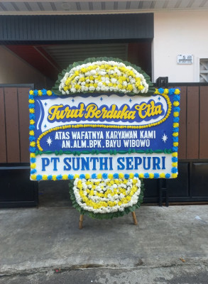 Papan Bunga Duka di Tandang