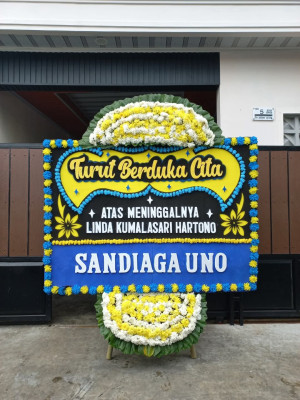 Papan Bunga Duka di Tandang